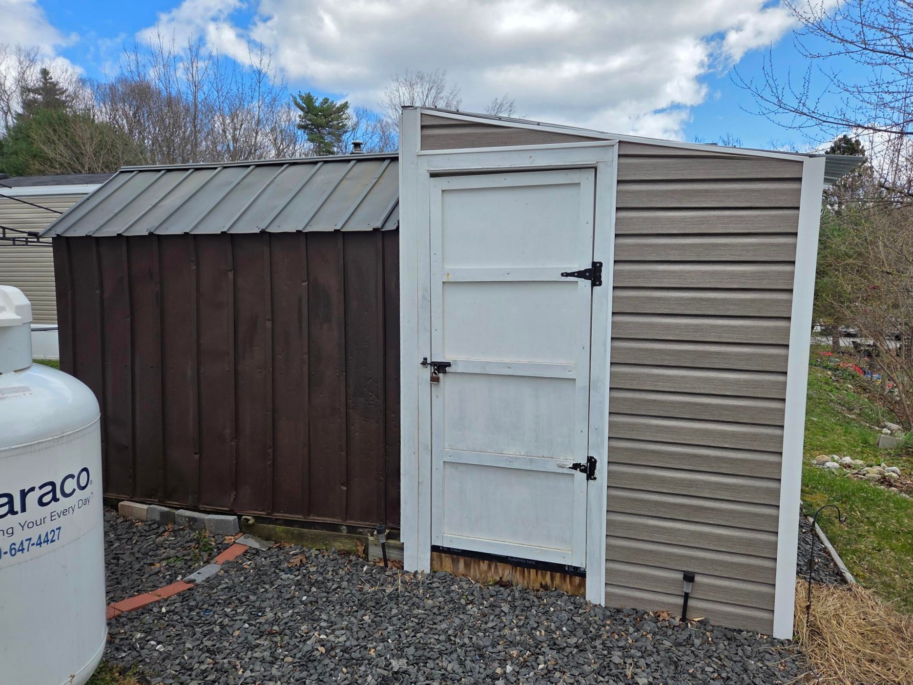 A photo of the New Twin Lakes Village Home