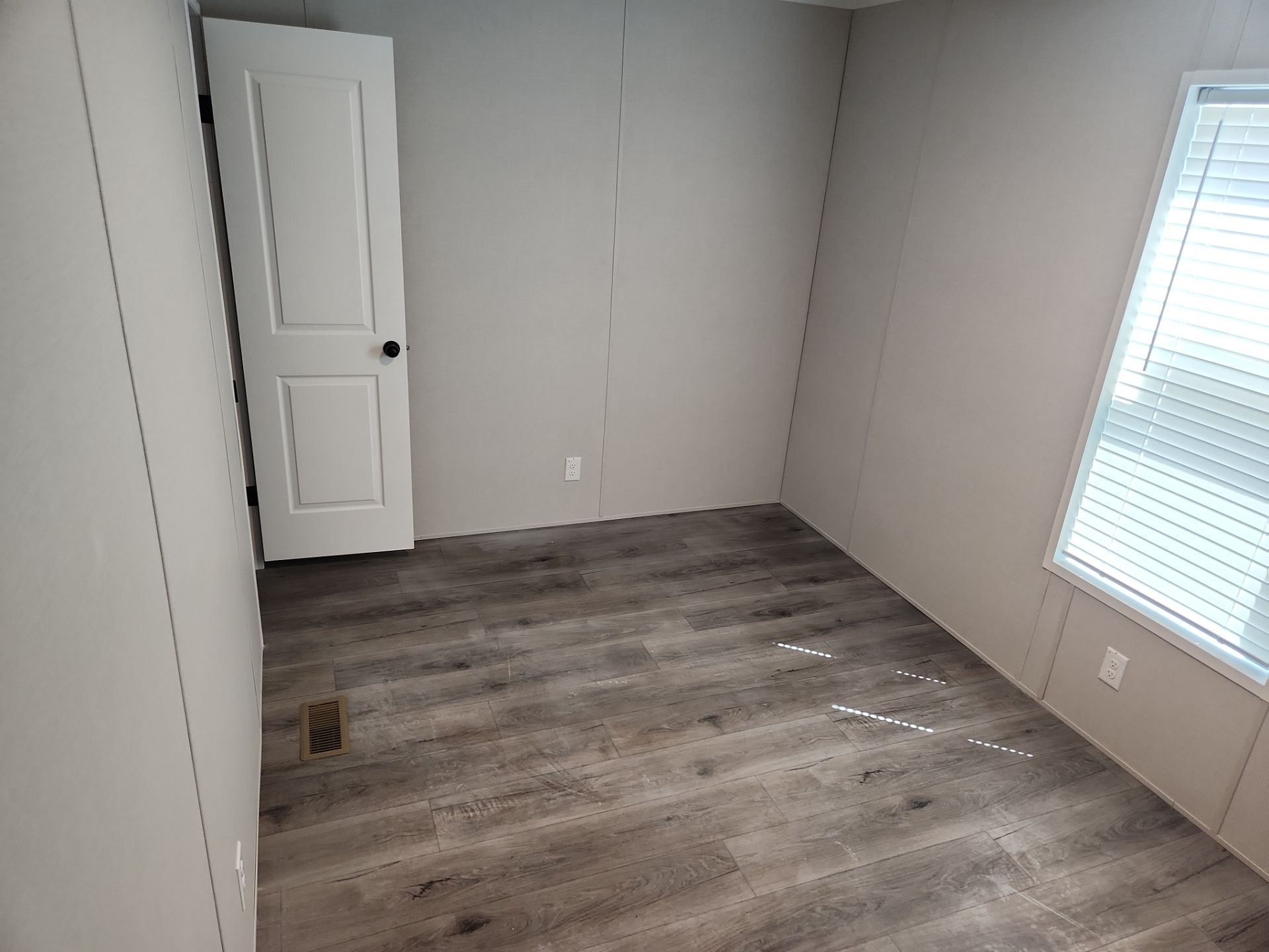 A photo of the Springdale Lake Home