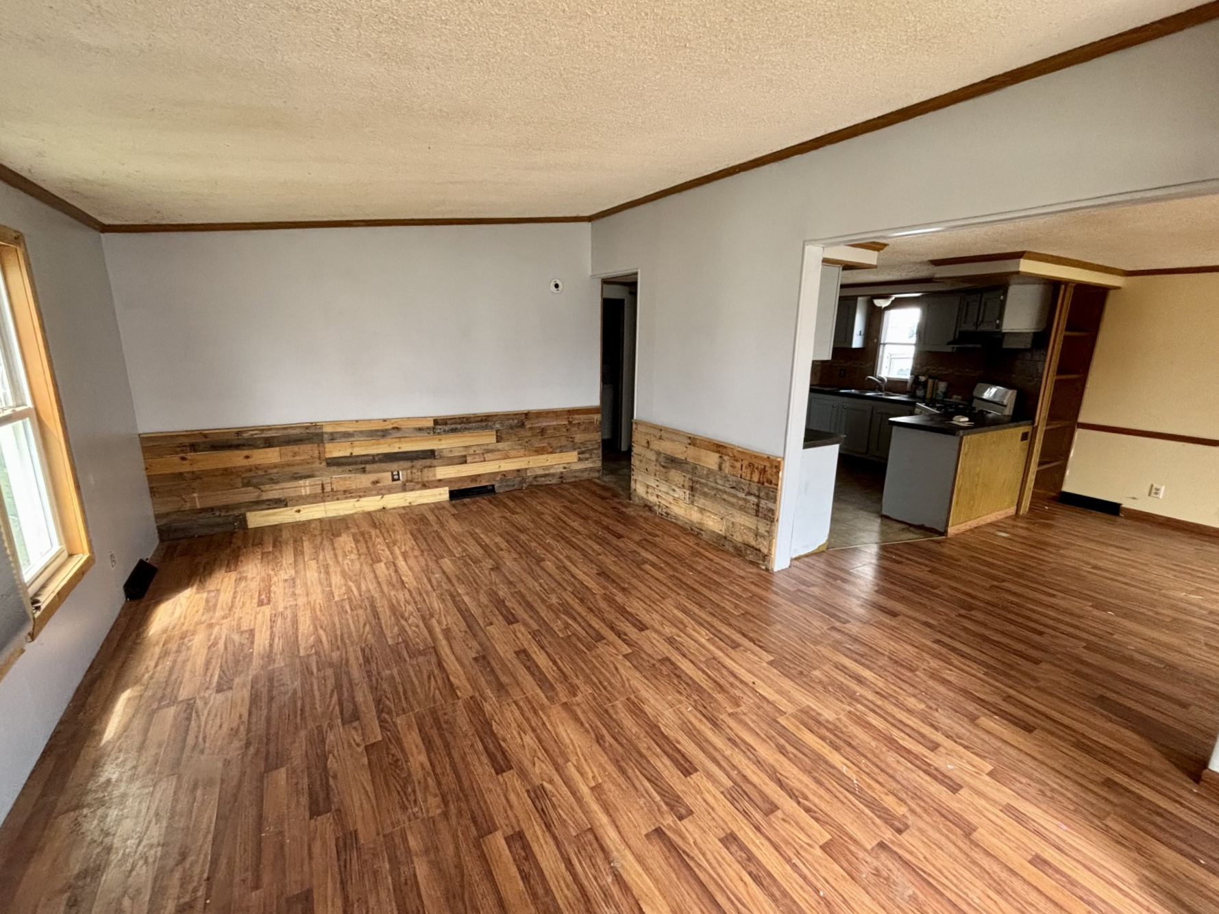 A photo of the Eagle Crest Home