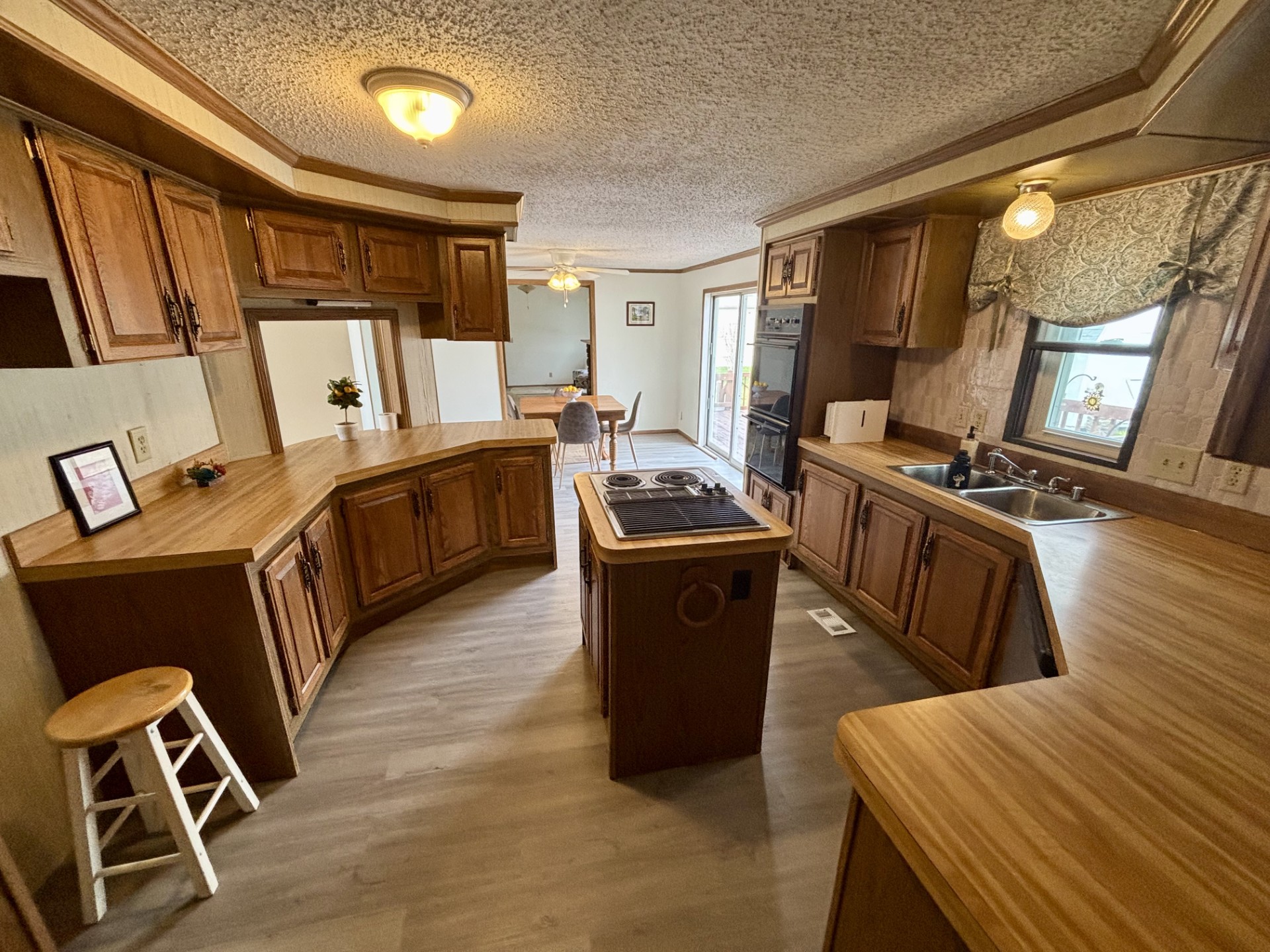 A photo of the Eagle Crest Home