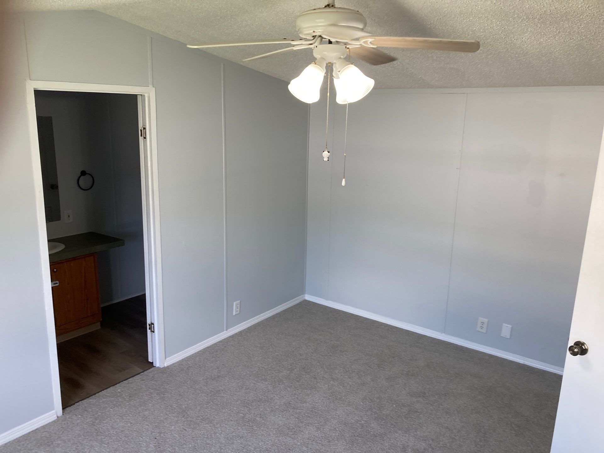 A photo of the Springdale Lake Home