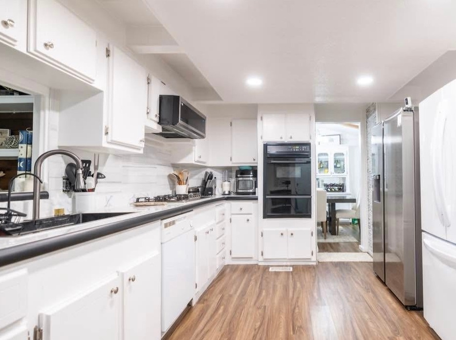 A photo of the Lakeview Estates Home
