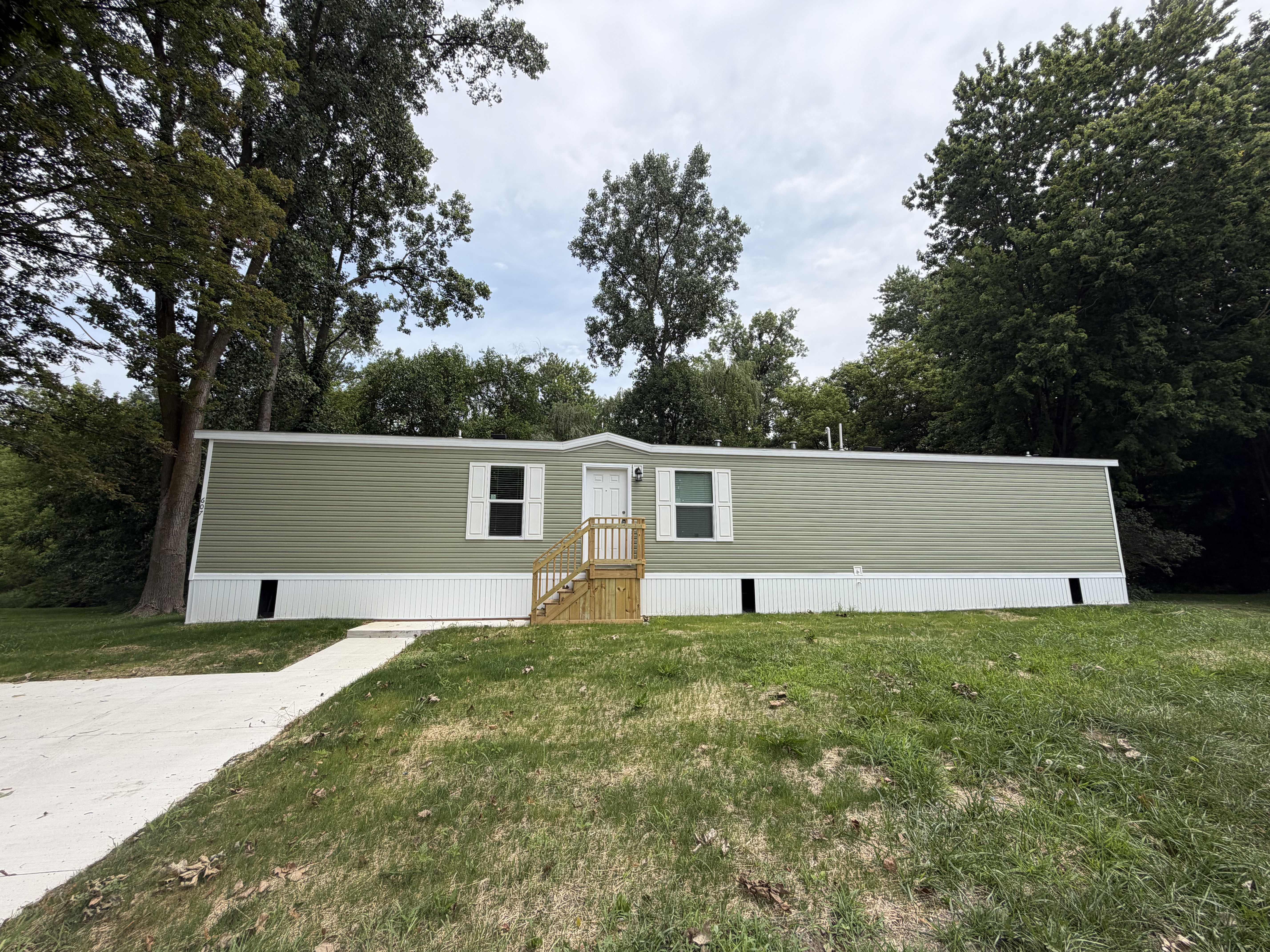 A photo of the South Lyon Woods Home