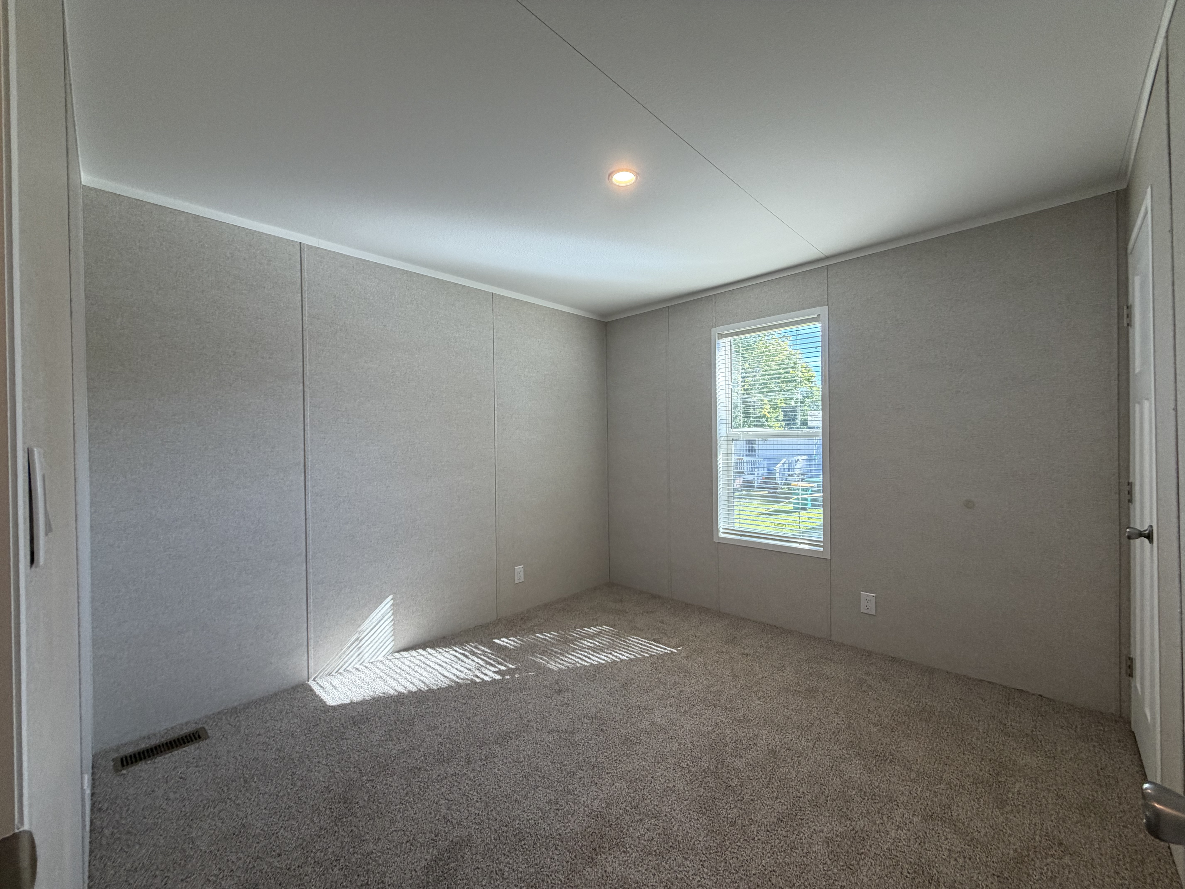 A photo of the Lakeshore Terrace Home