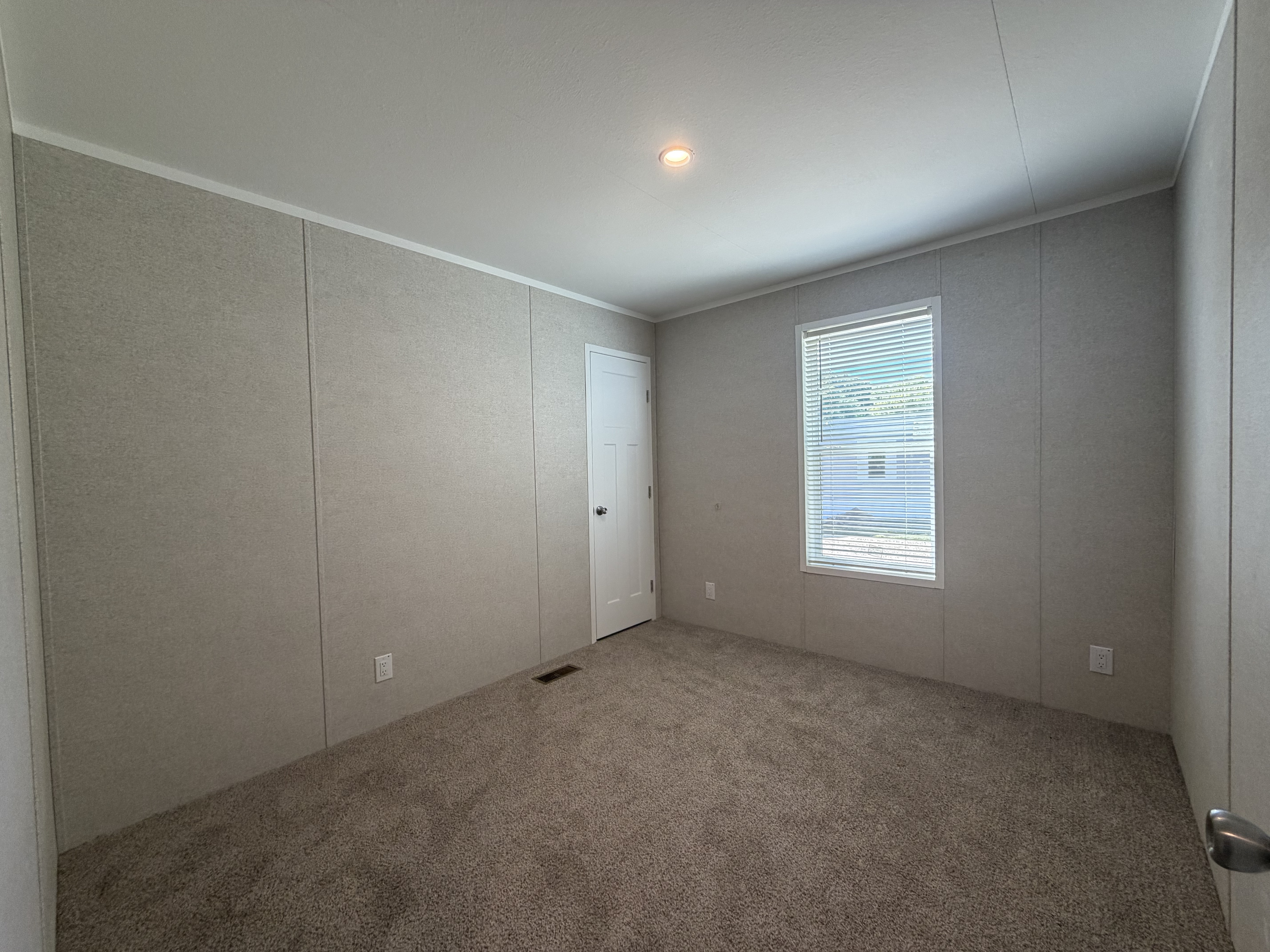 A photo of the Lakeshore Terrace Home