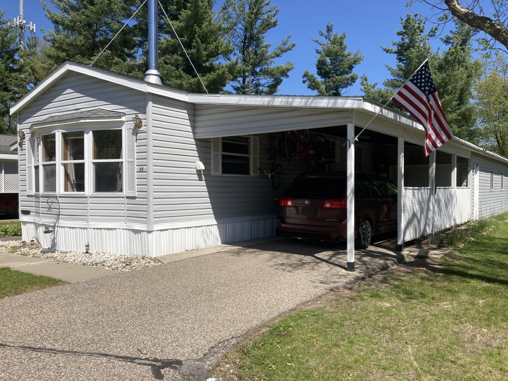 A photo of the Holiday South Home