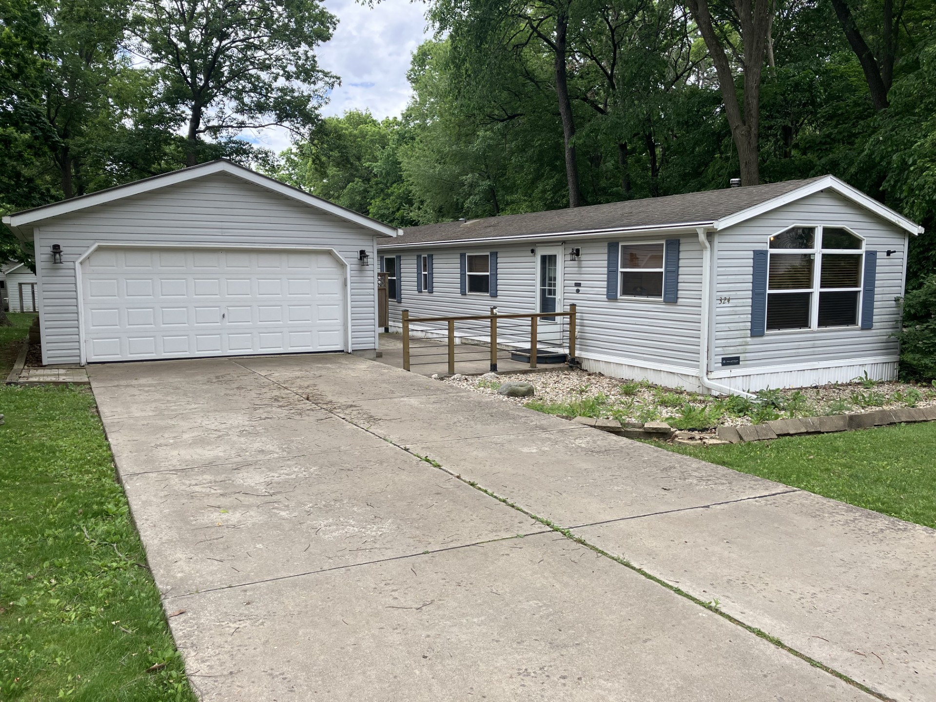A photo of the Oak Ridge Home
