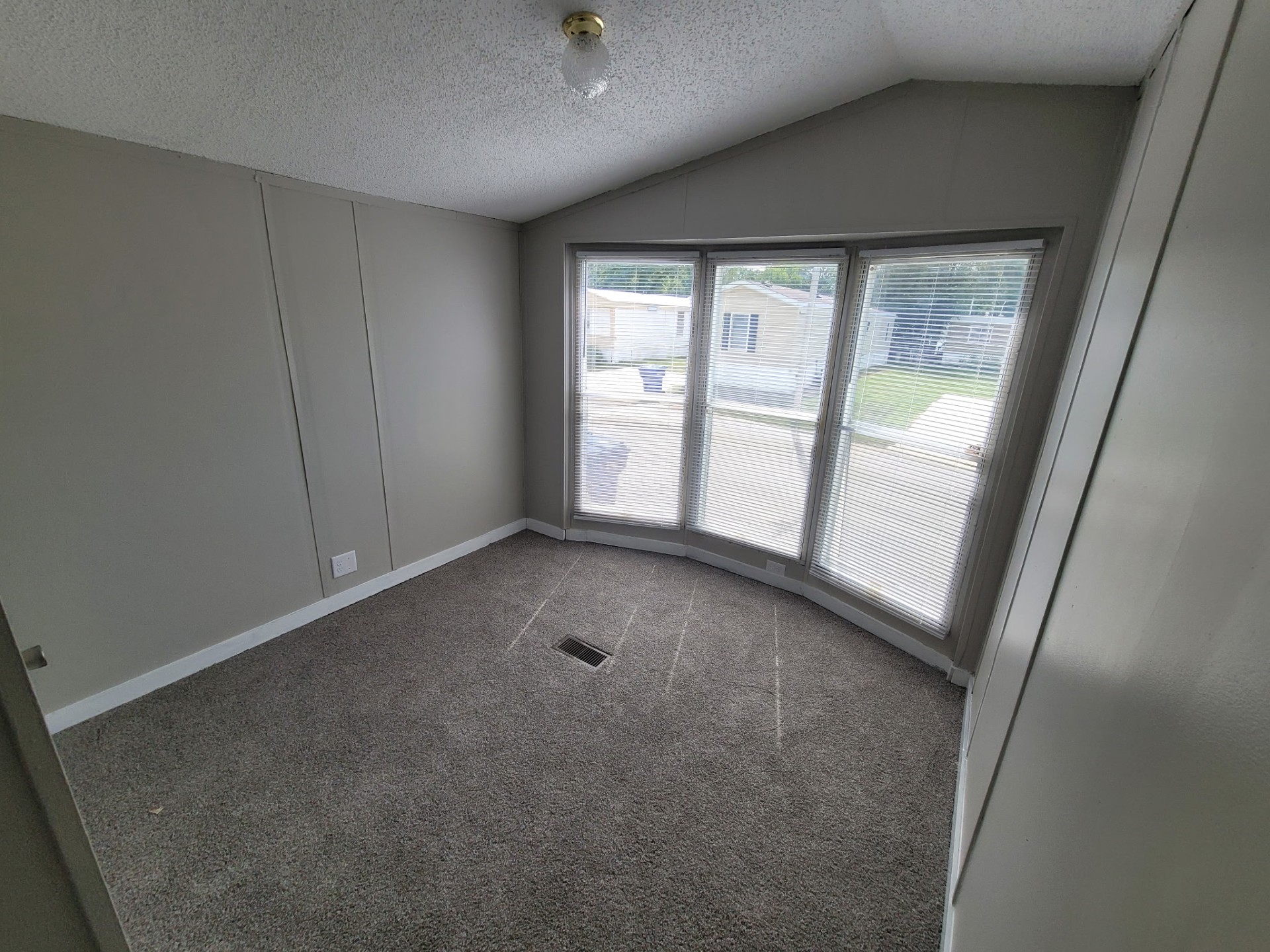 A photo of the Maplewood Home