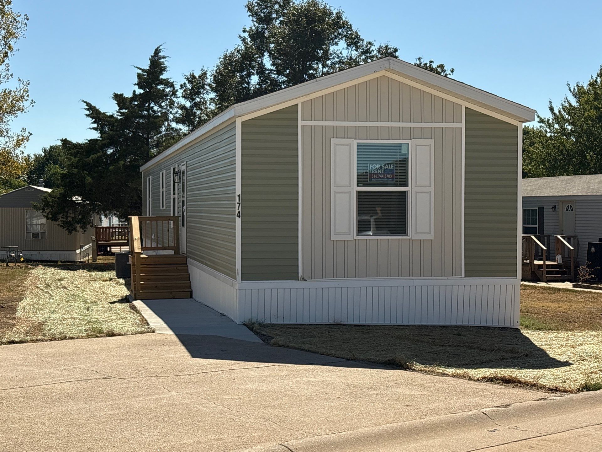 A photo of the Navajo Lake Estates Home