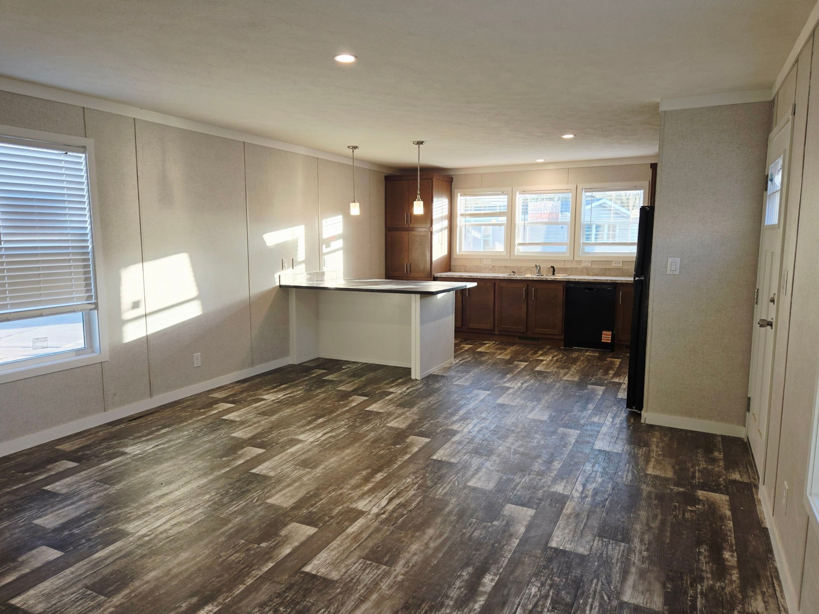 A photo of the Navajo Lake Estates Home