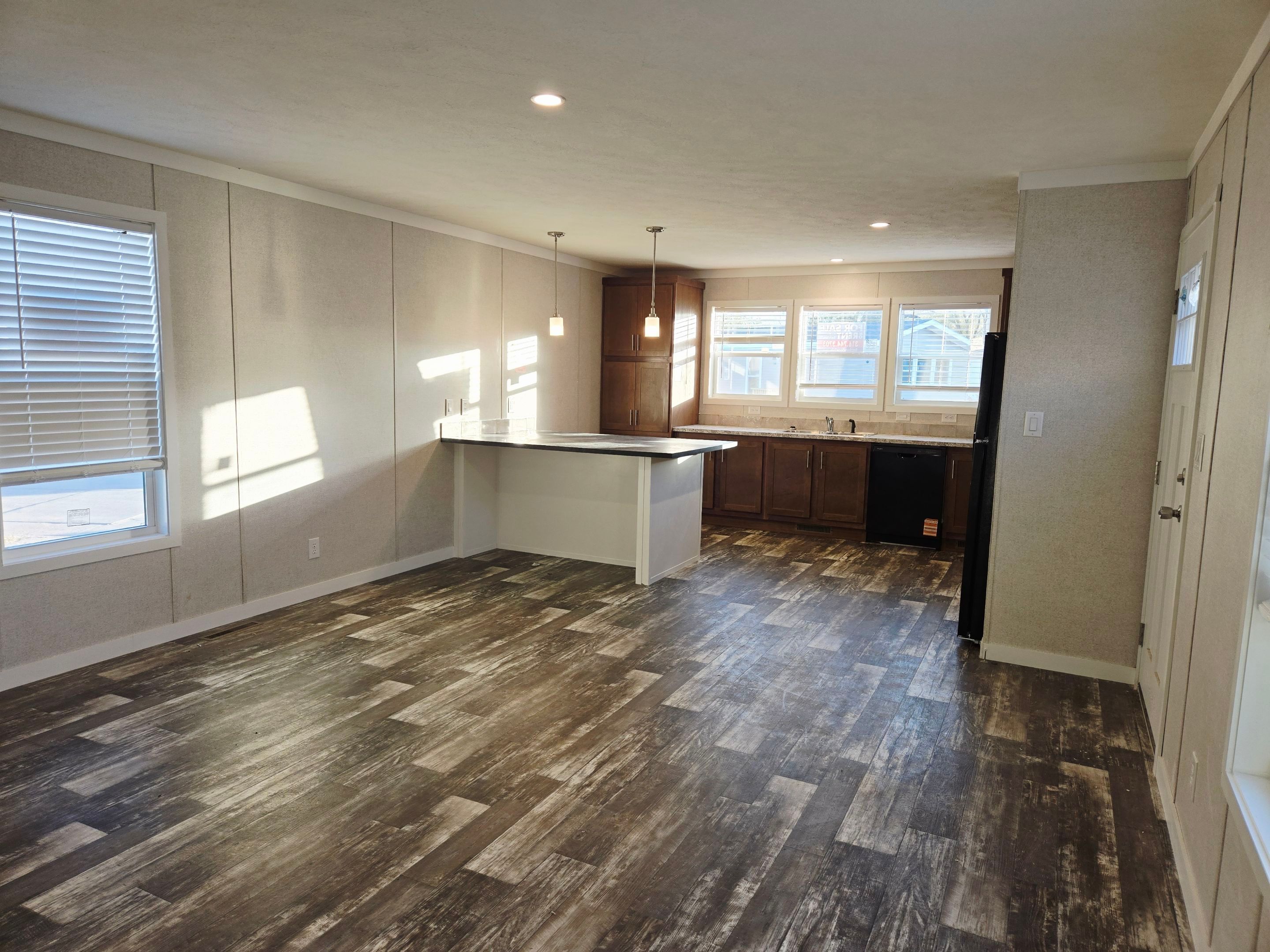 A photo of the Navajo Lake Estates Home