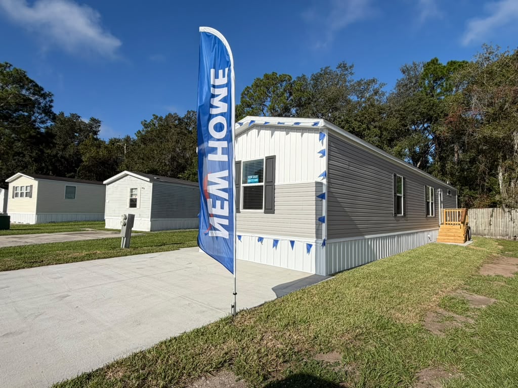 A photo of the Deerpointe Home