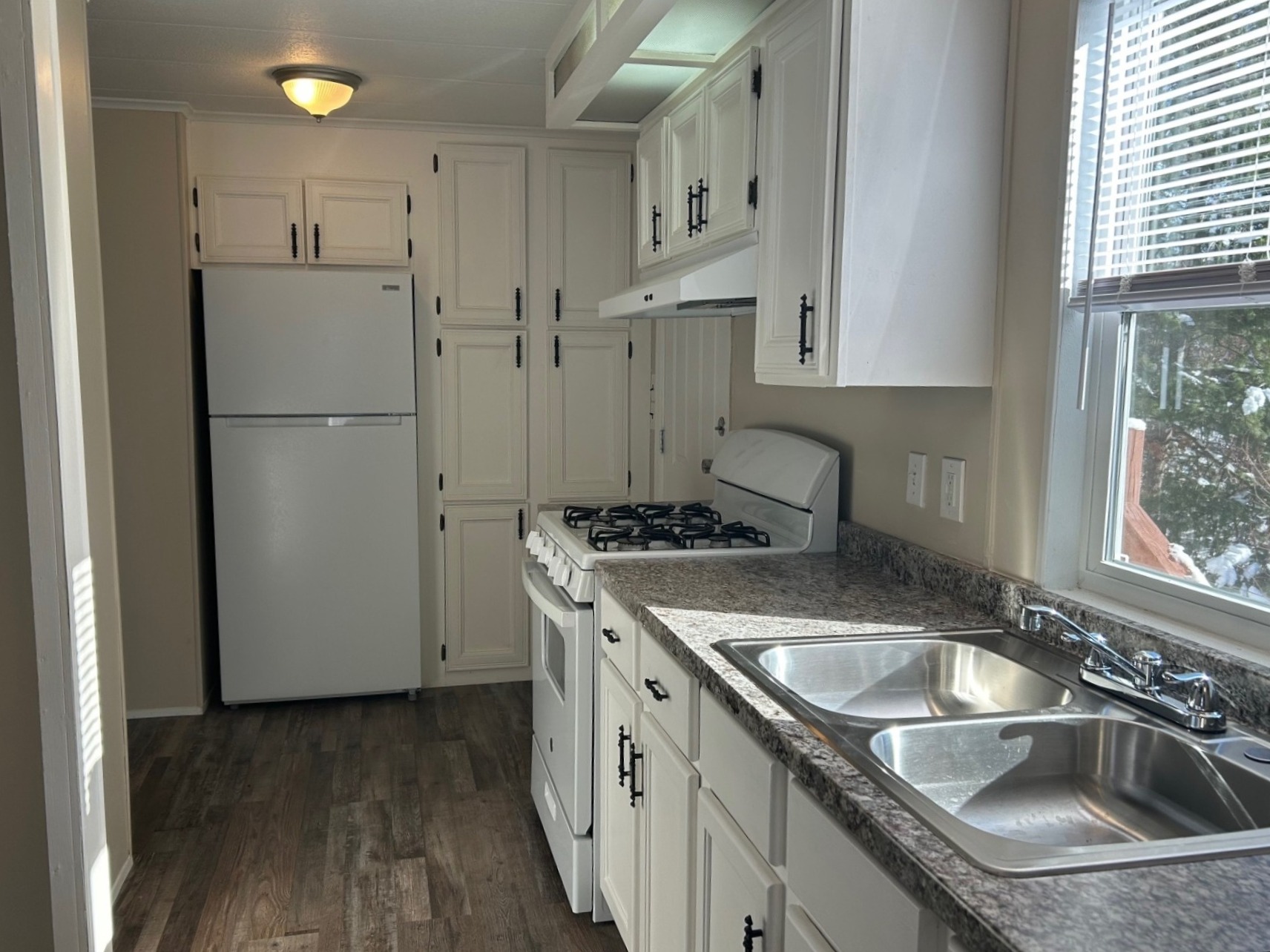 A photo of the New Twin Lakes Village Home