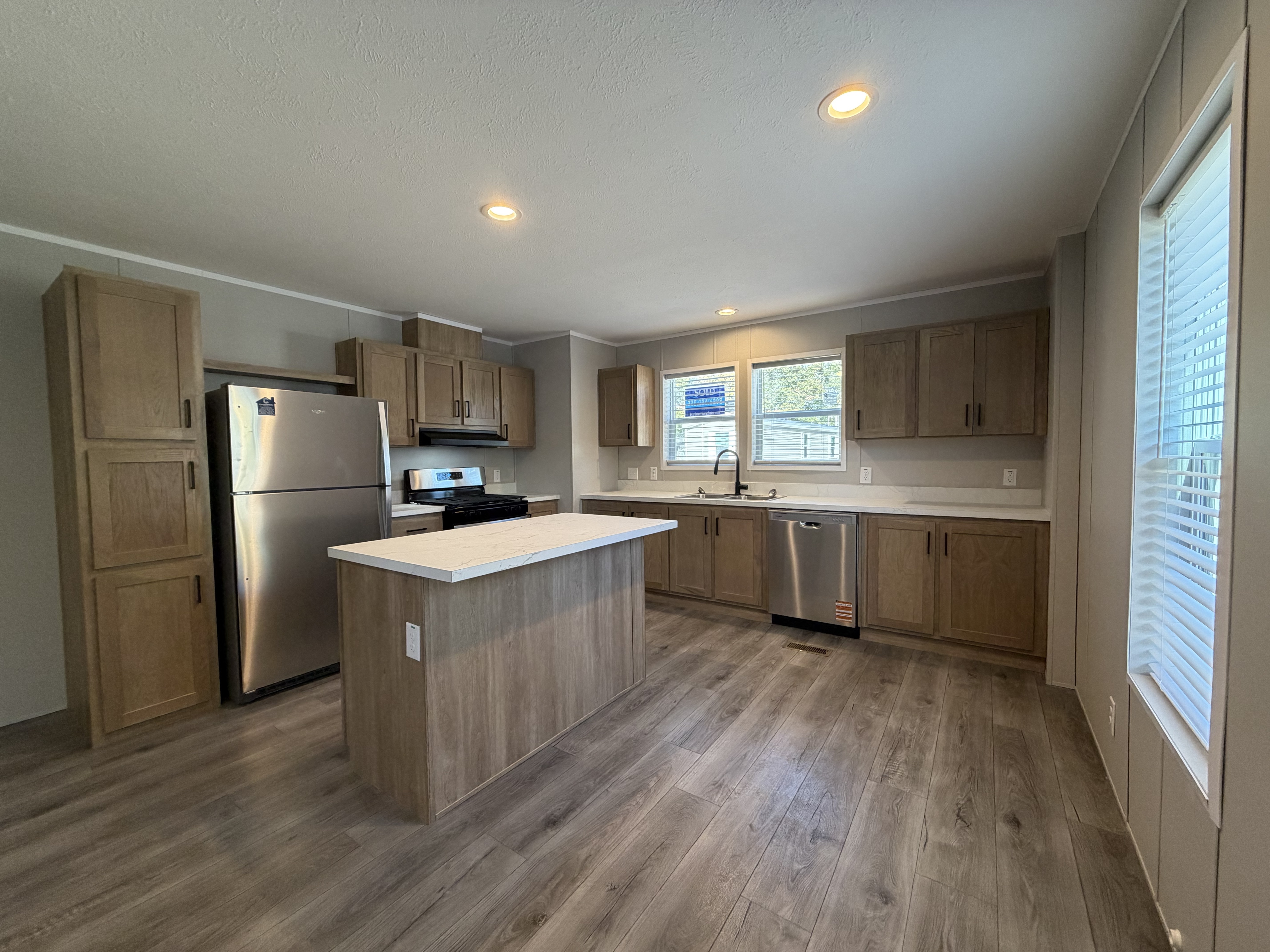 A photo of the Lakeshore Terrace Home