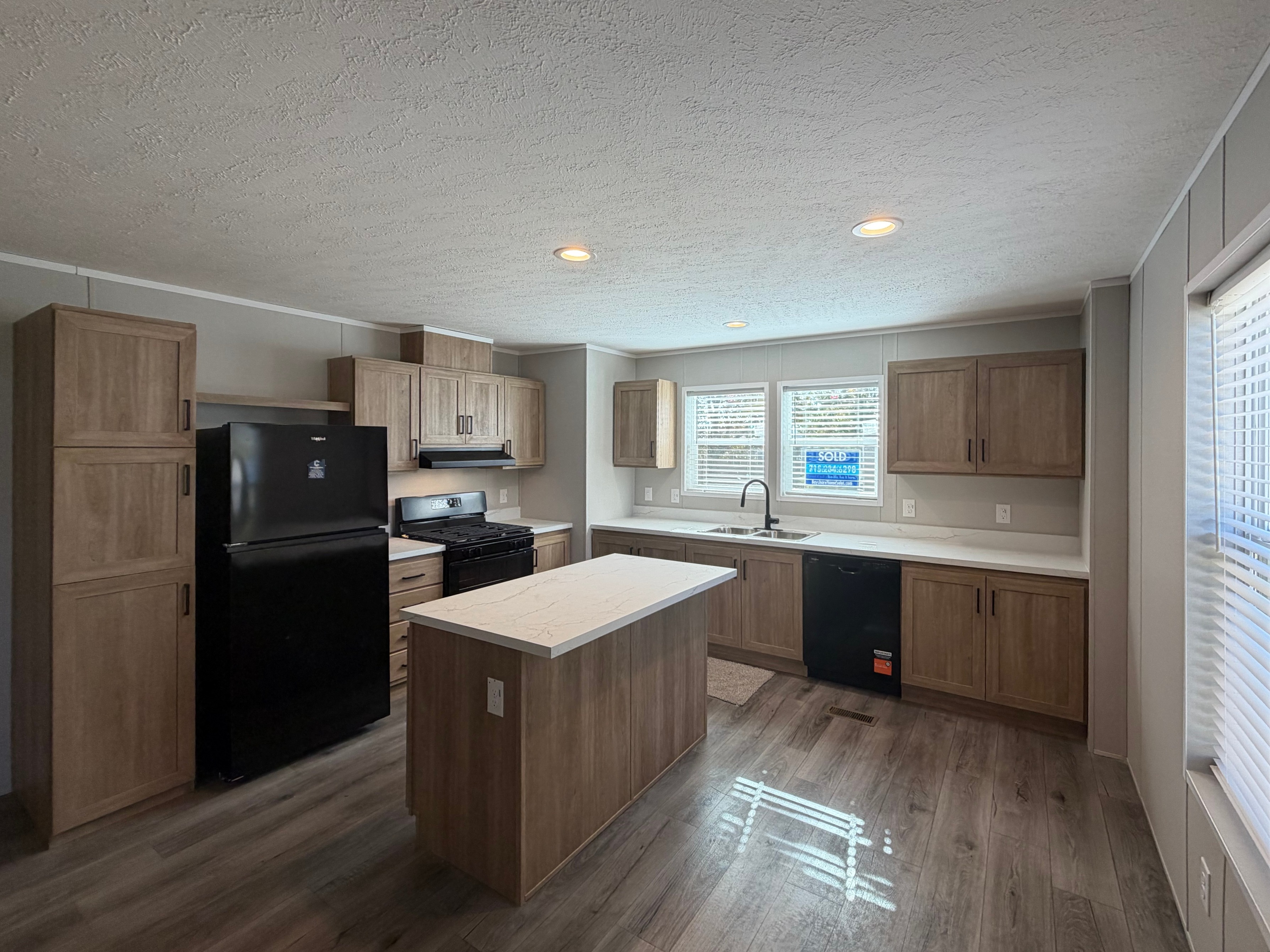 A photo of the Lakeshore Terrace Home