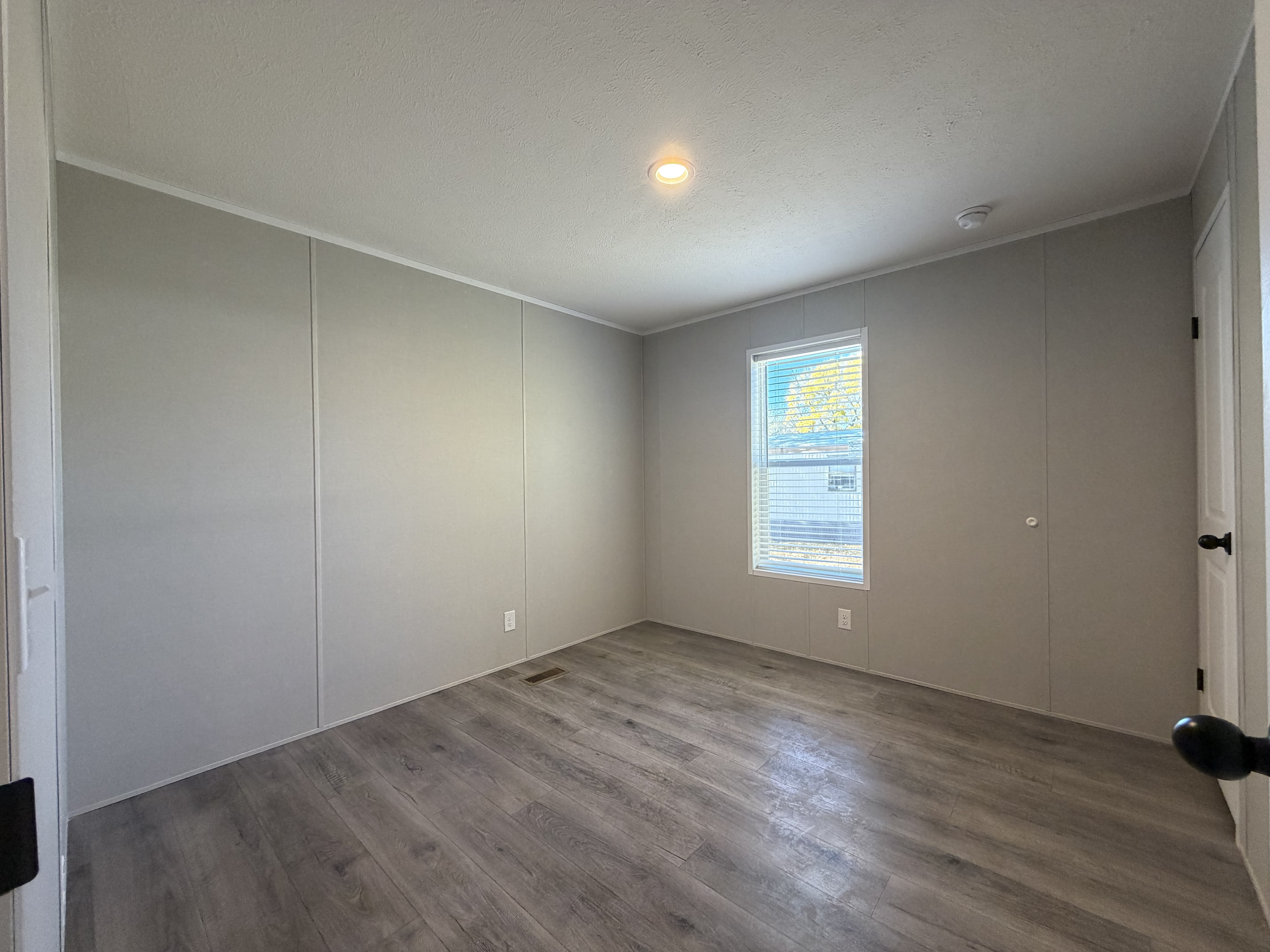 A photo of the Lakeshore Terrace Home