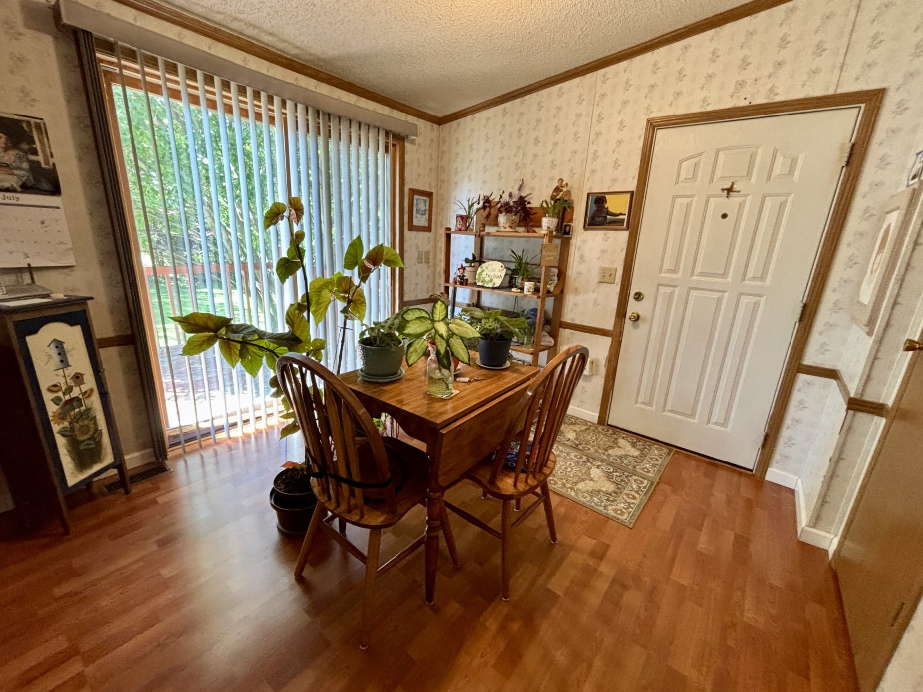 A photo of the Eagle Crest Home