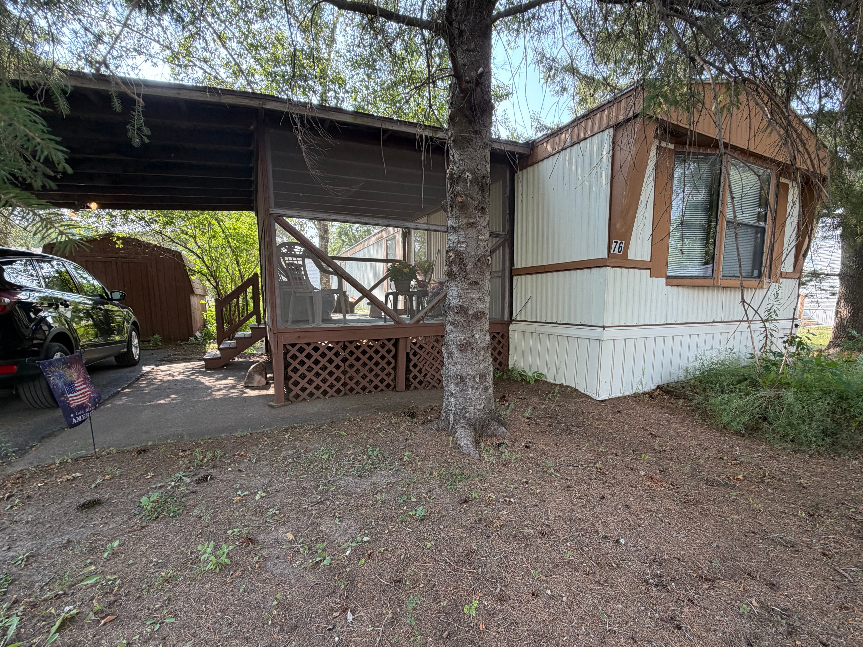 A photo of the Lakeshore Terrace Home