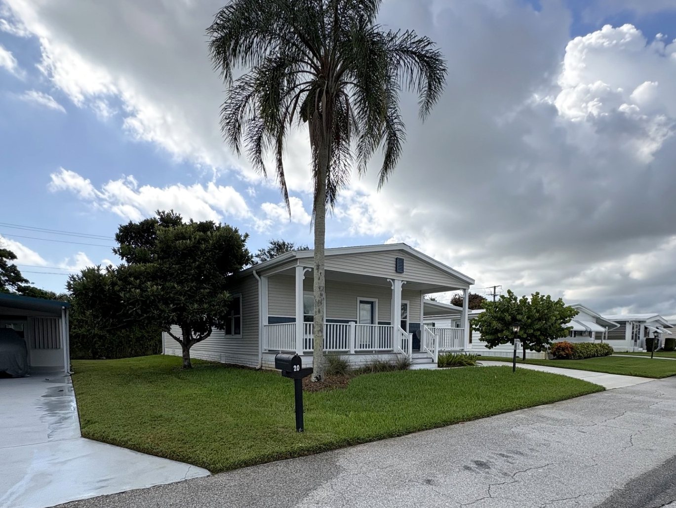 A photo of the Pinelake Village Home