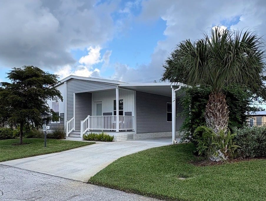 A photo of the Pinelake Village Home