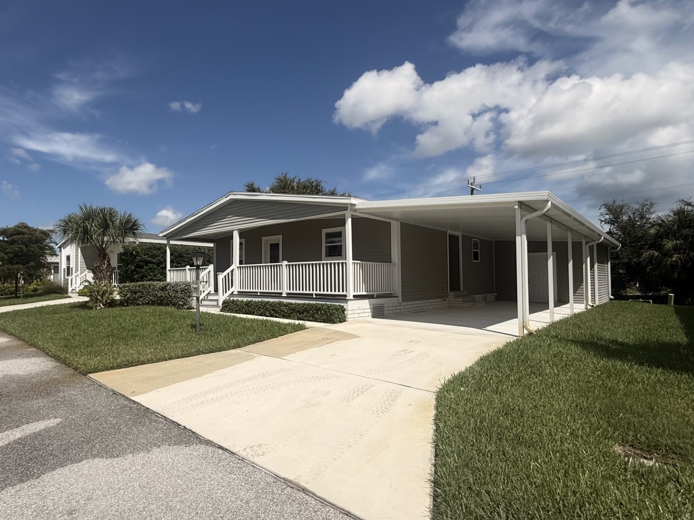 A photo of the Pinelake Village Home