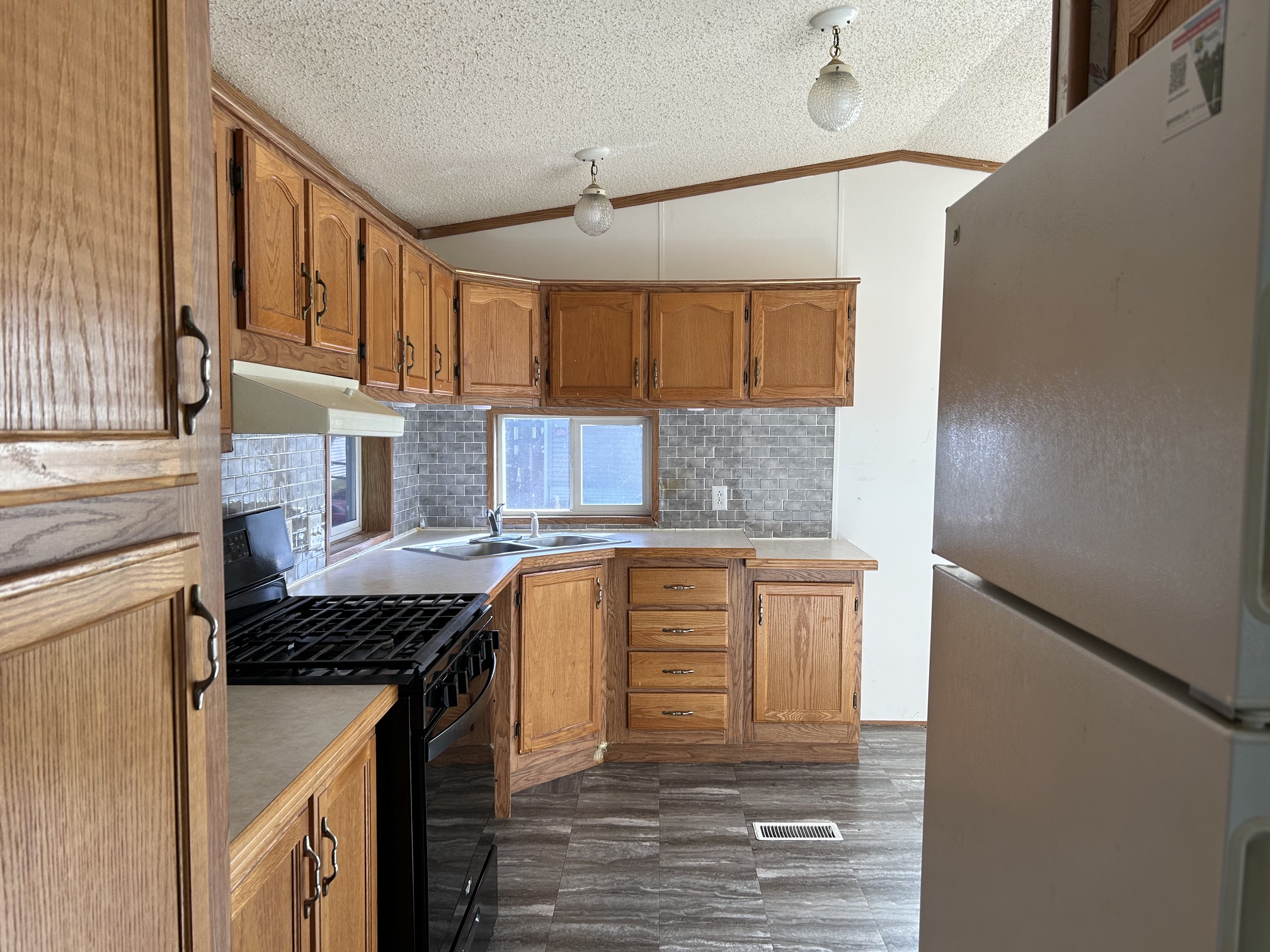 A photo of the Beaver Lake Estates Home
