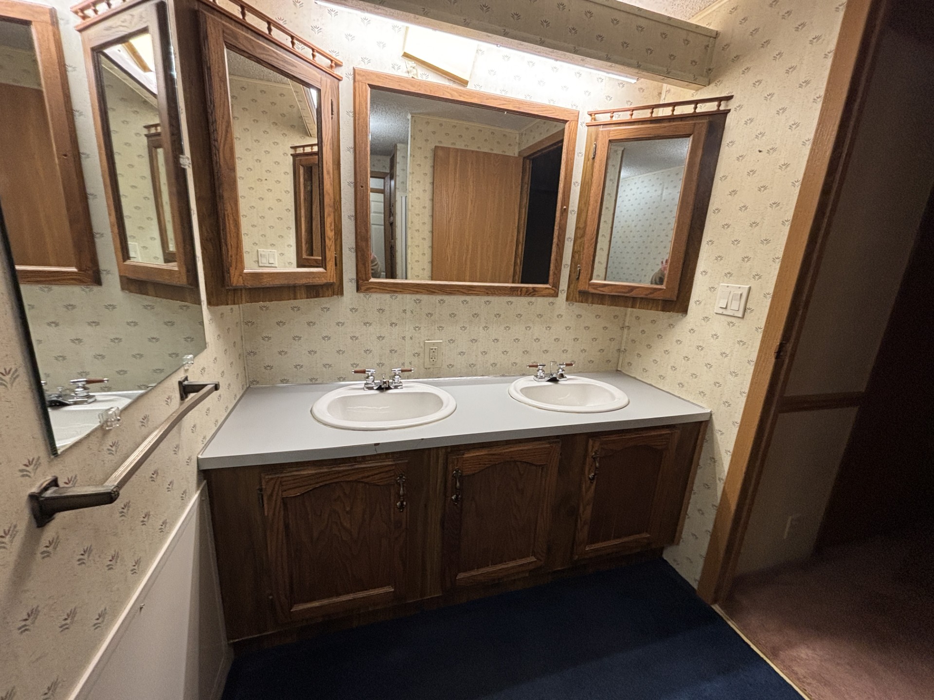 A photo of the Eagle Crest Home