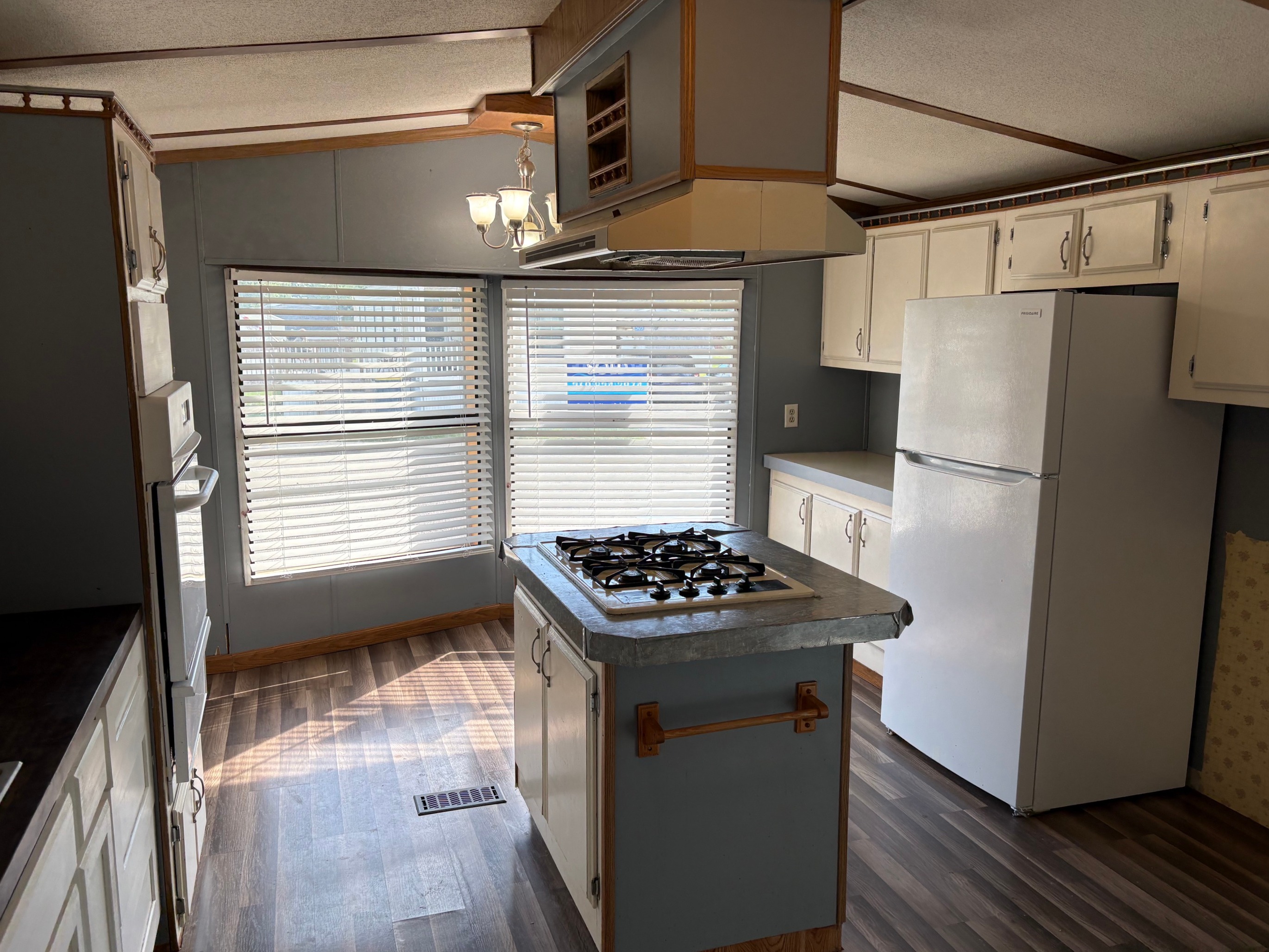 A photo of the Bluffton Woods Home