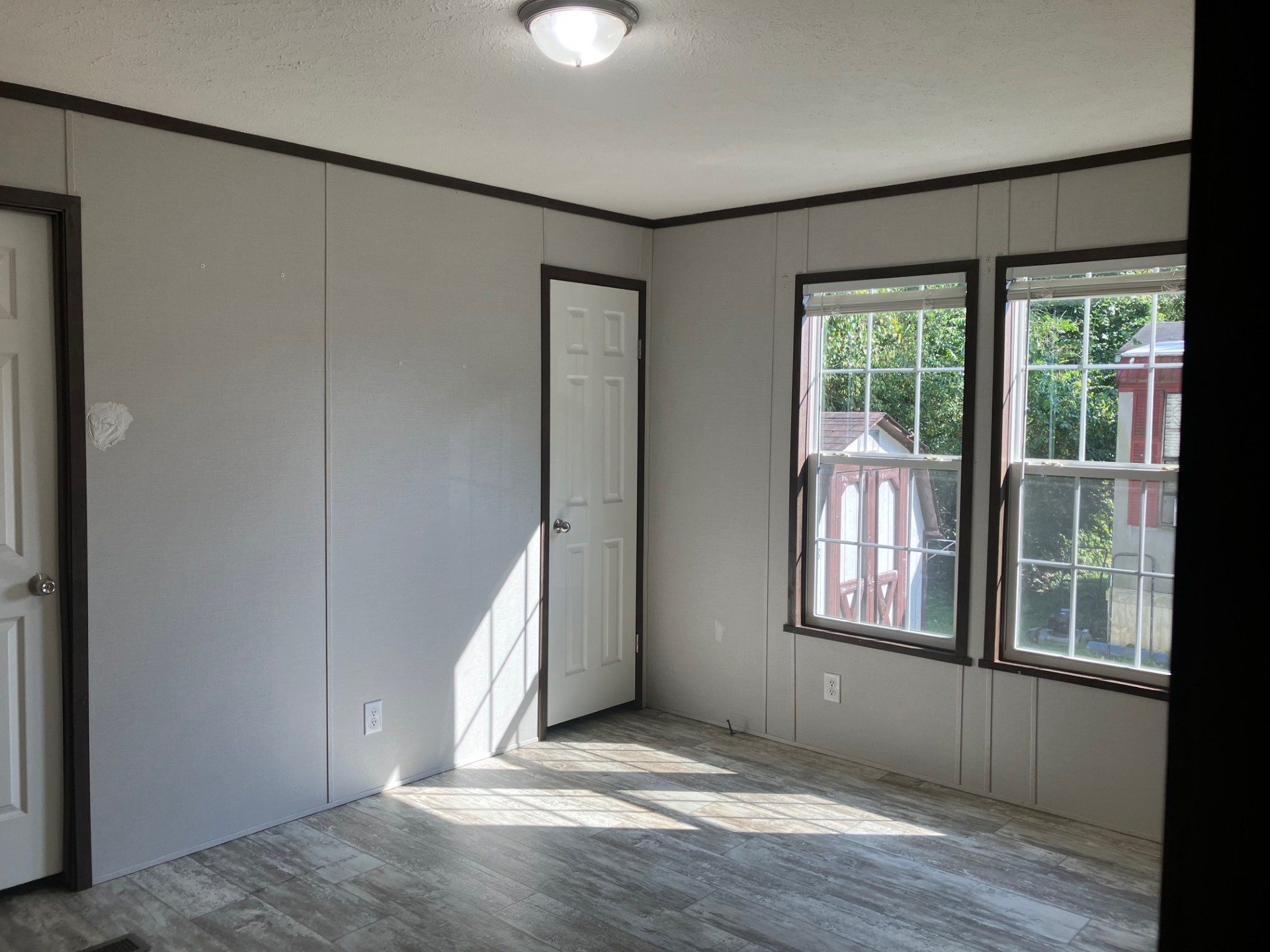 A photo of the Yorktowne Home