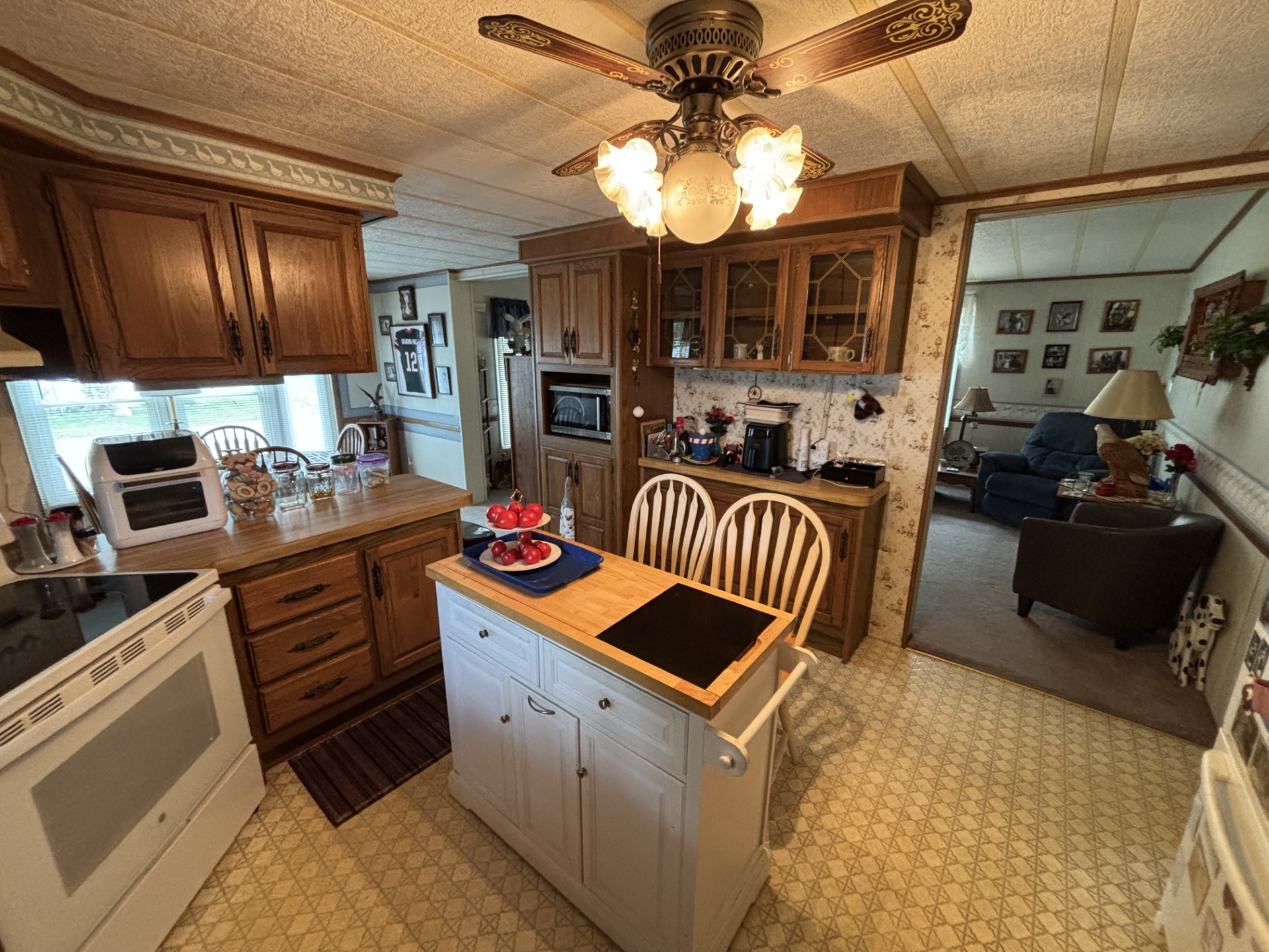A photo of the Eagle Crest Home