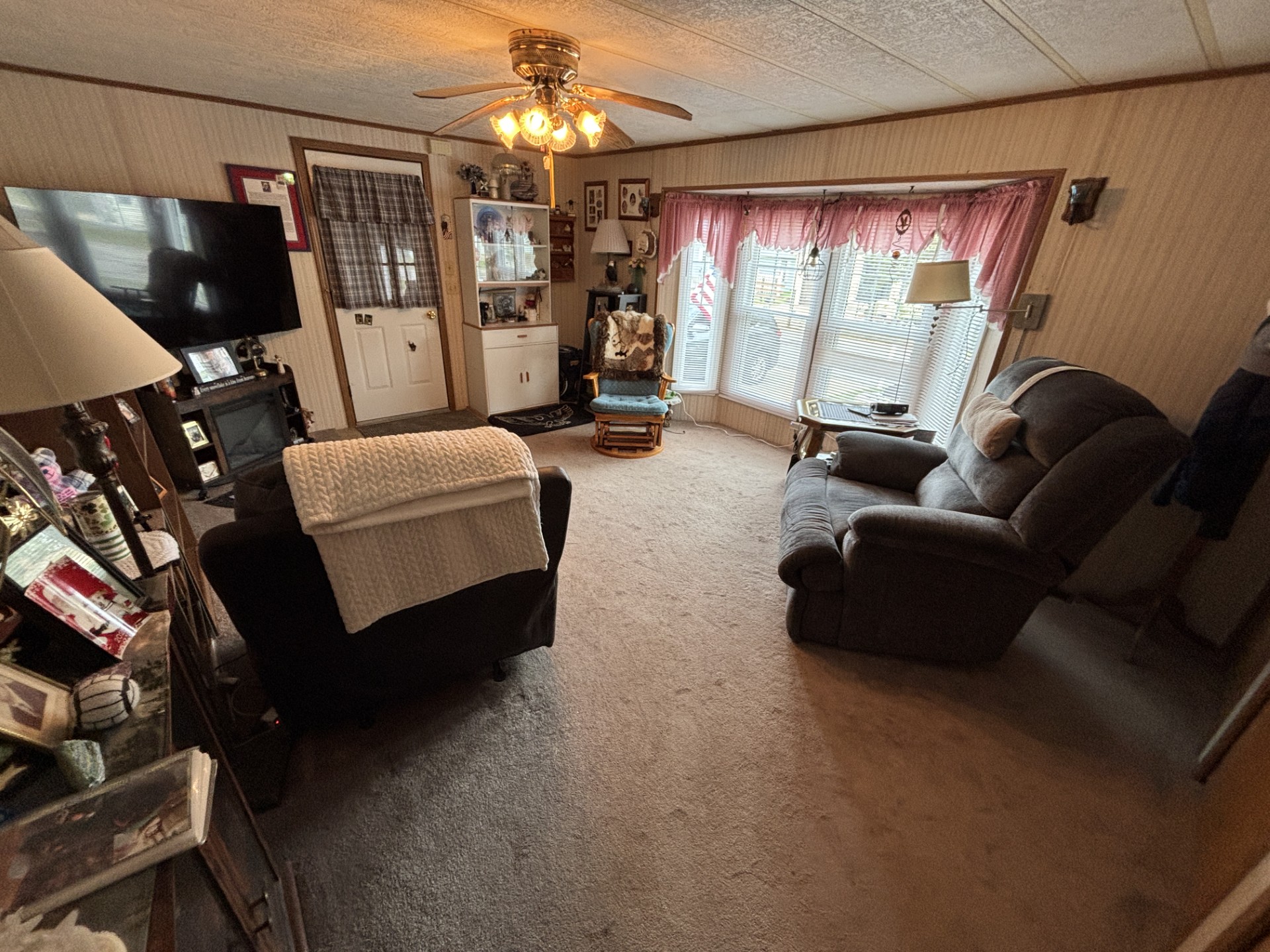 A photo of the Eagle Crest Home