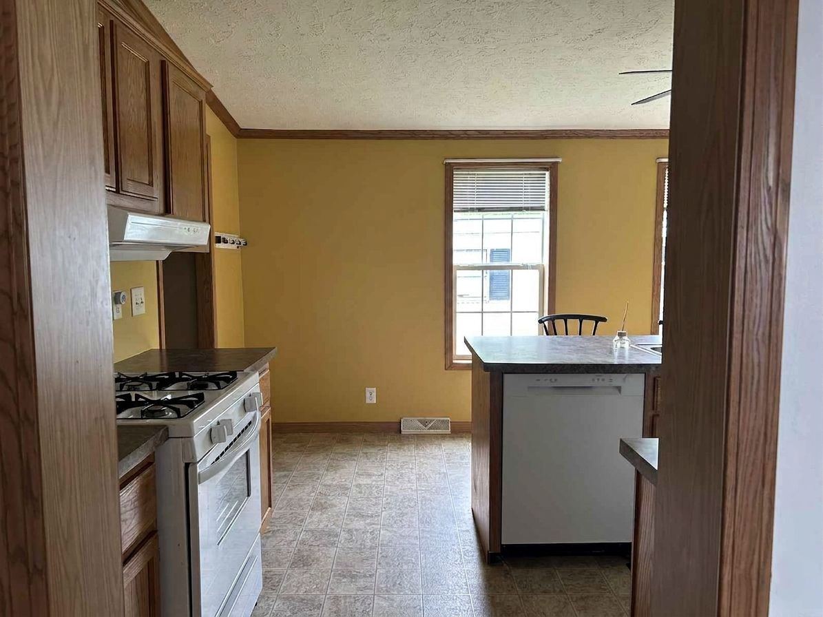 A photo of the Beaver Lake Estates Home