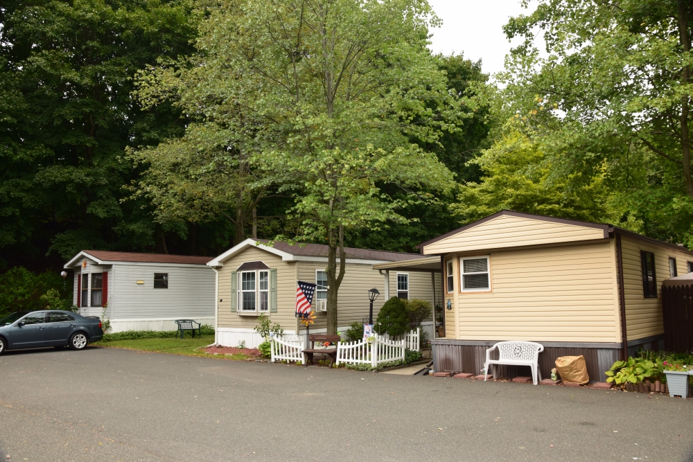 Mobile Home Park in Stony Point, NY Ba Mar