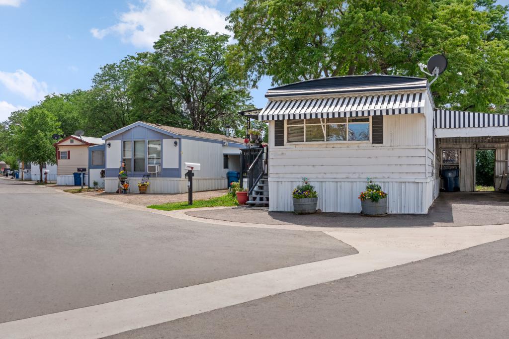 A photo of the Thornton Estates Home