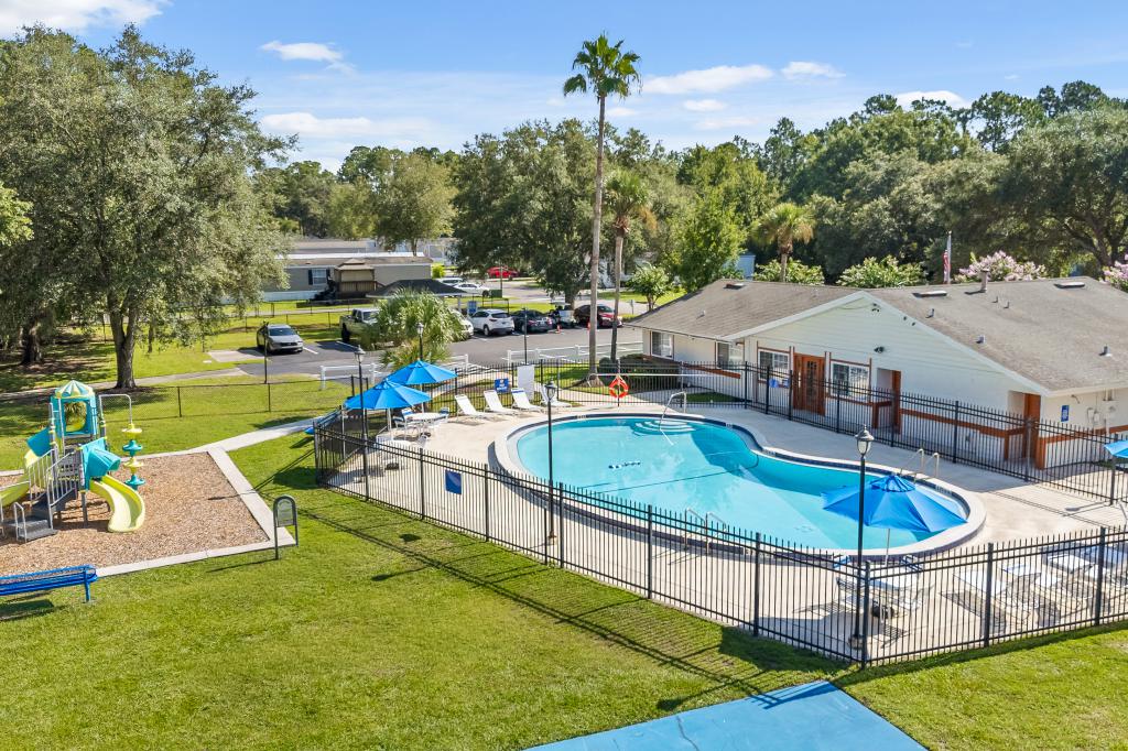 A photo of the Deerpointe Home
