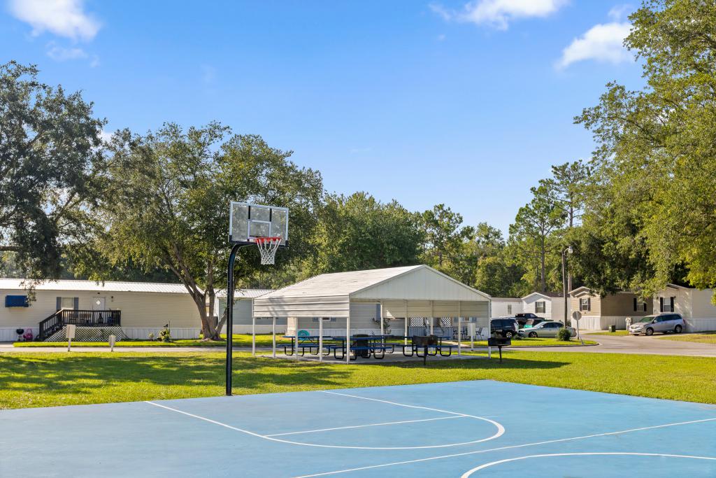A photo of the Deerpointe Home