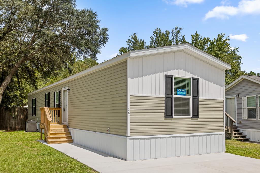 A photo of the Deerpointe Home