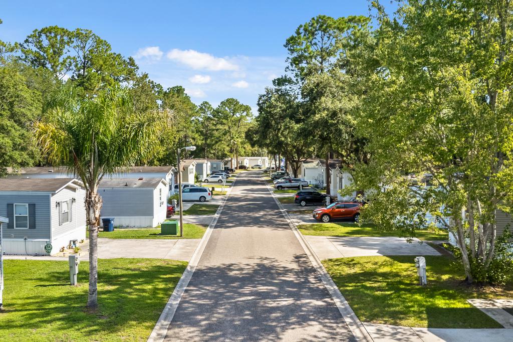 A photo of the Deerpointe Home