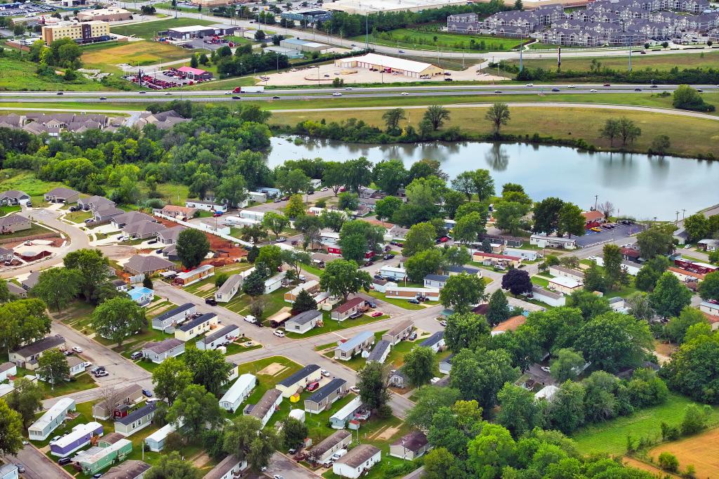 A photo of the Springdale Lake Home