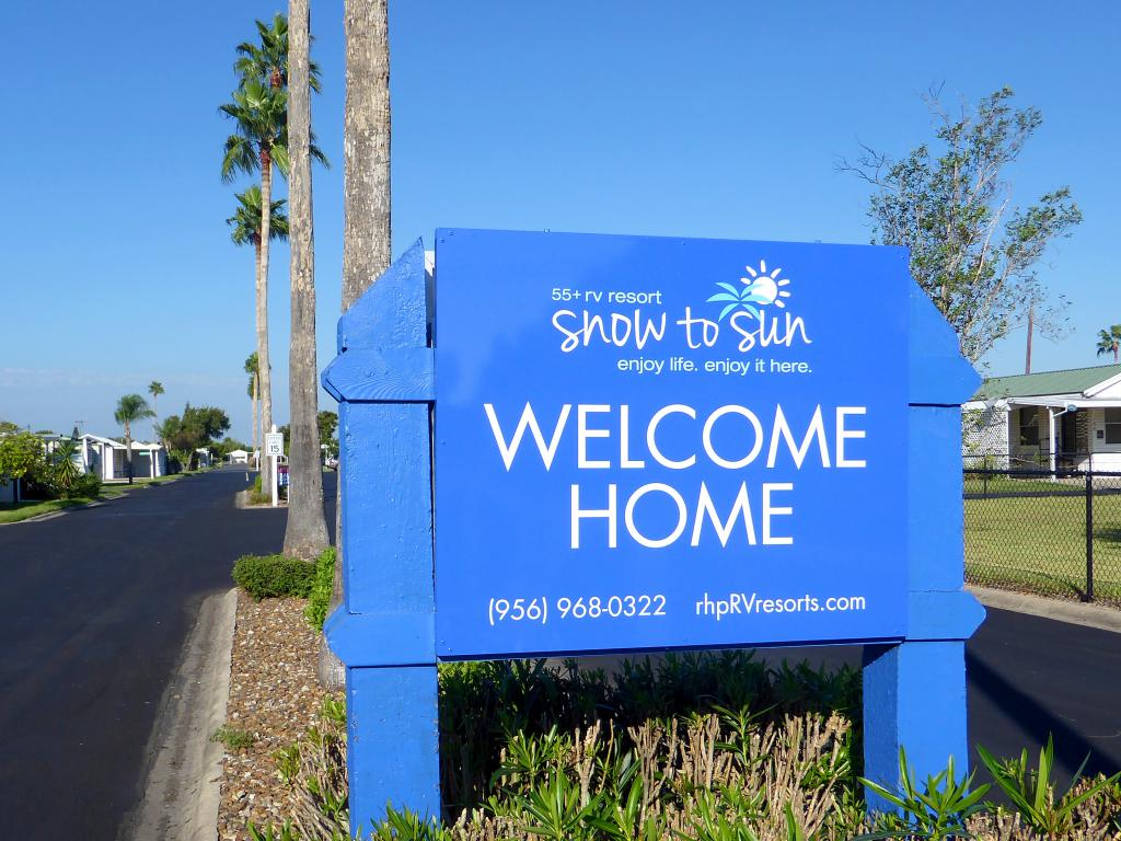 Mobile Home Park in Weslaco, TX Snow to Sun