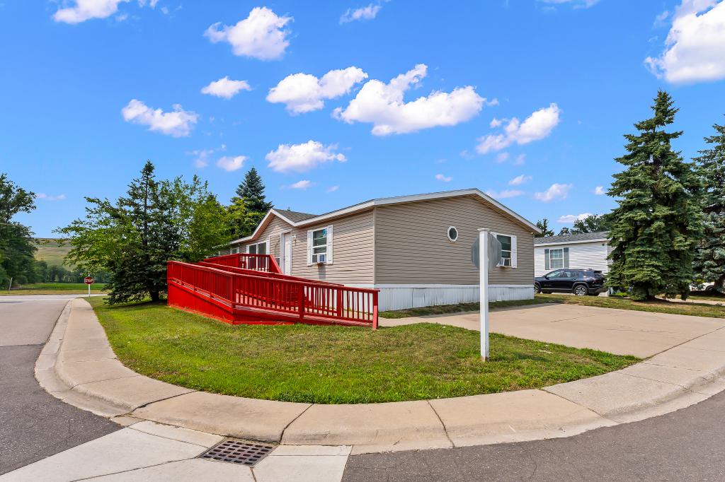 A photo of the Glen Ridge Home