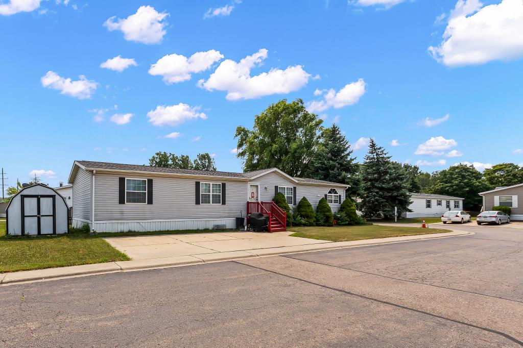 A photo of the Glen Ridge Home