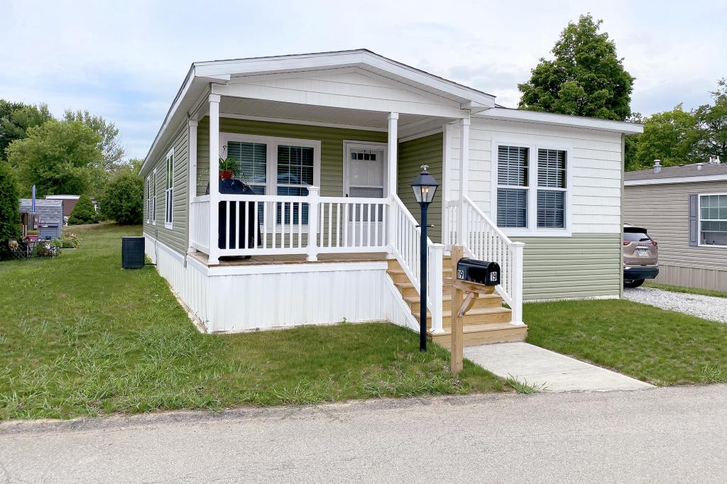 Mobile Home Park in Finleyville, PA South Park