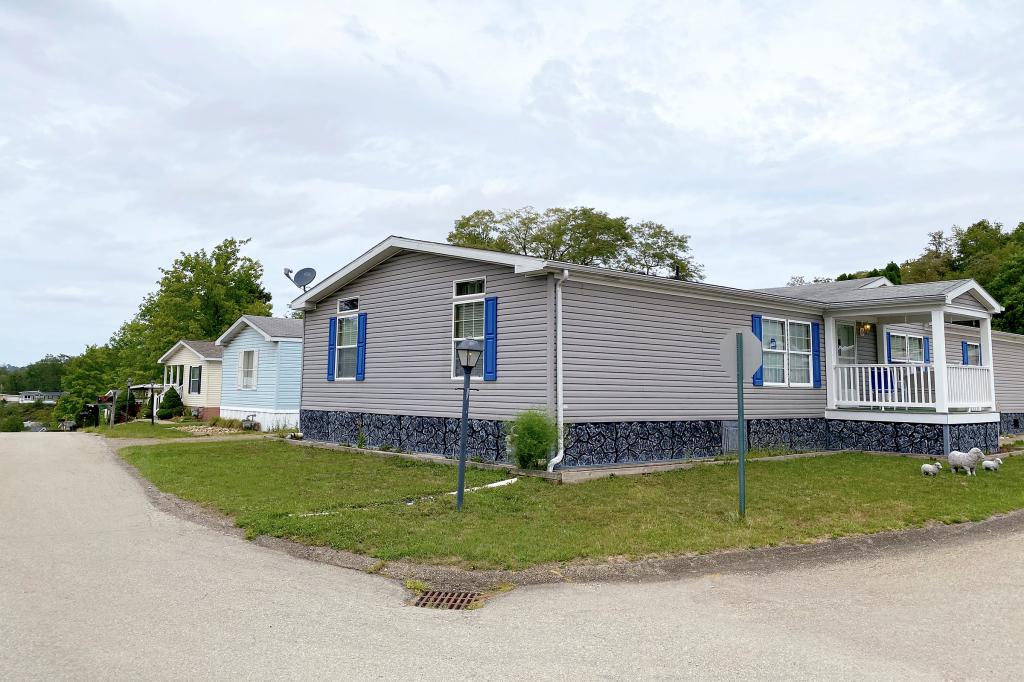 Mobile Home Park in Finleyville, PA South Park