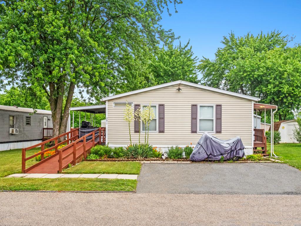 A photo of the Thomasville Commons Home