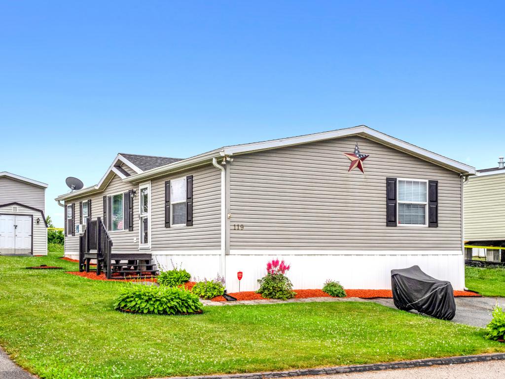 A photo of the Thomasville Commons Home