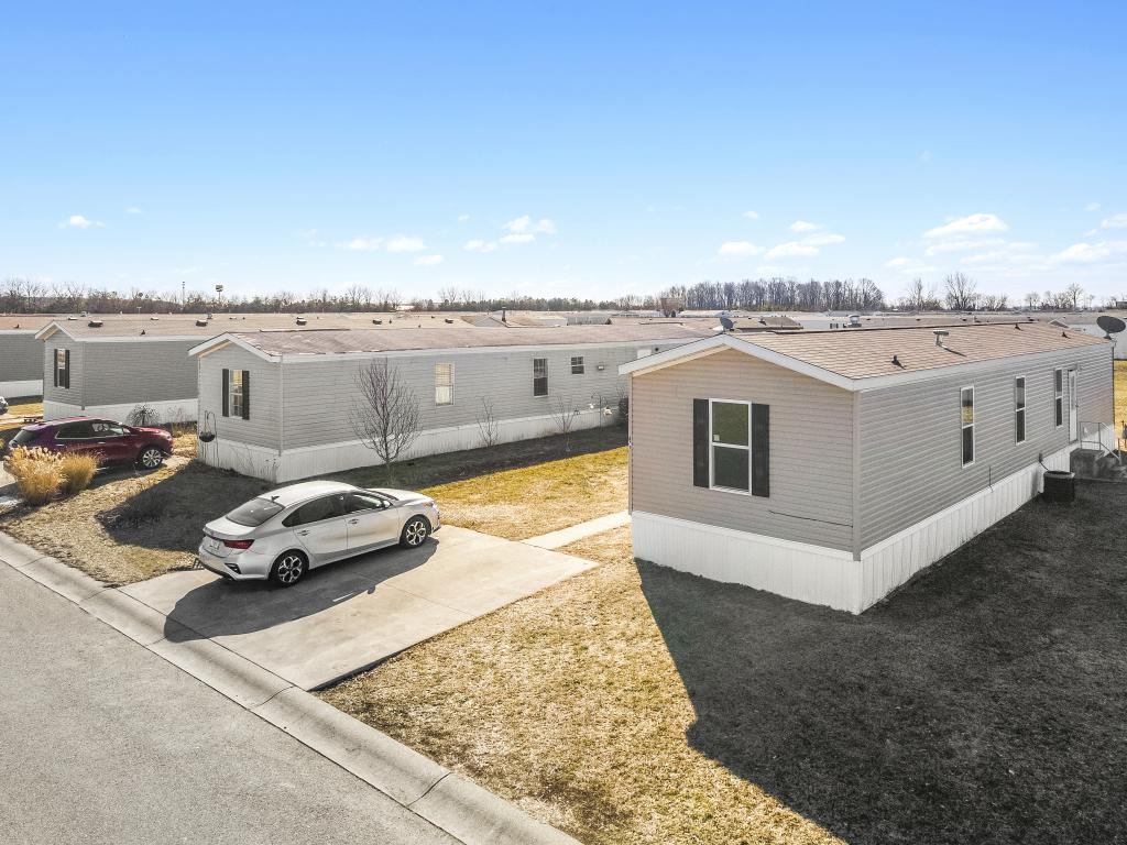 Mobile Home Park in Rochester, IN Country Meadows