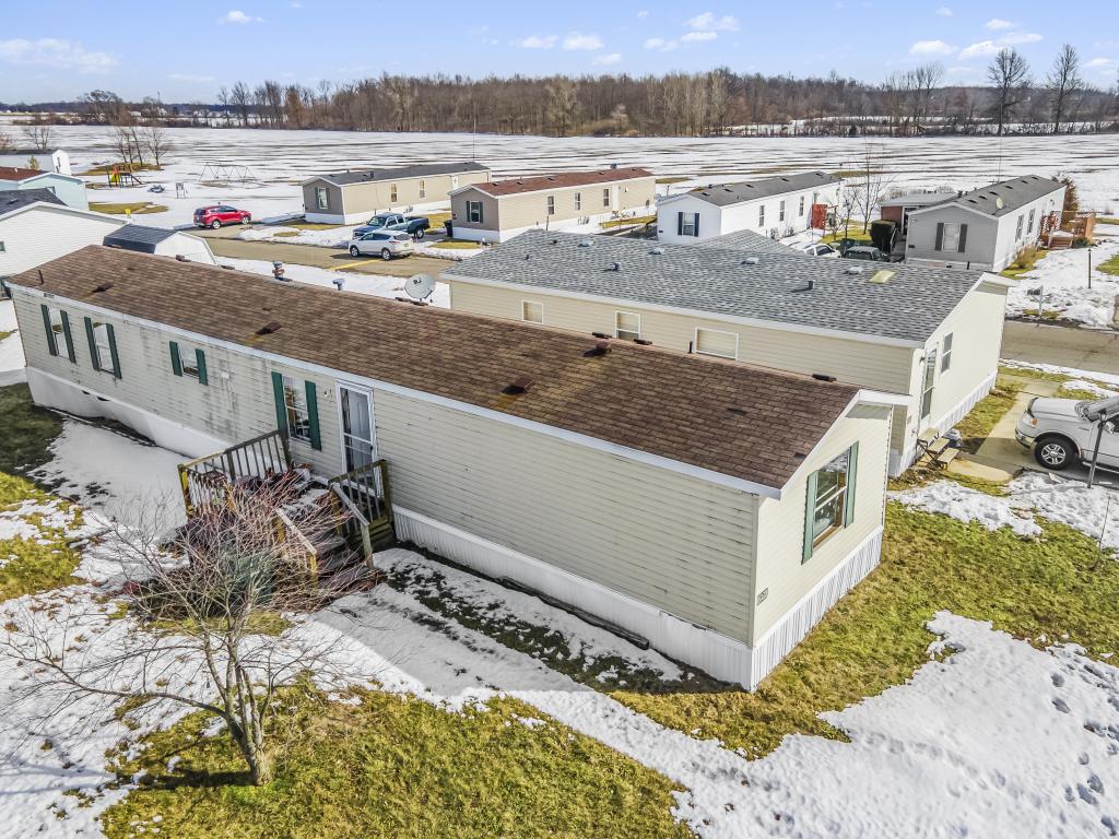 Mobile Home Park in Muncie, IN Meadowview Farms