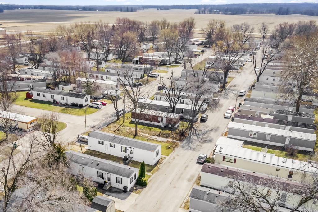 Mobile Home Park in Galesburg, IL Country Elms