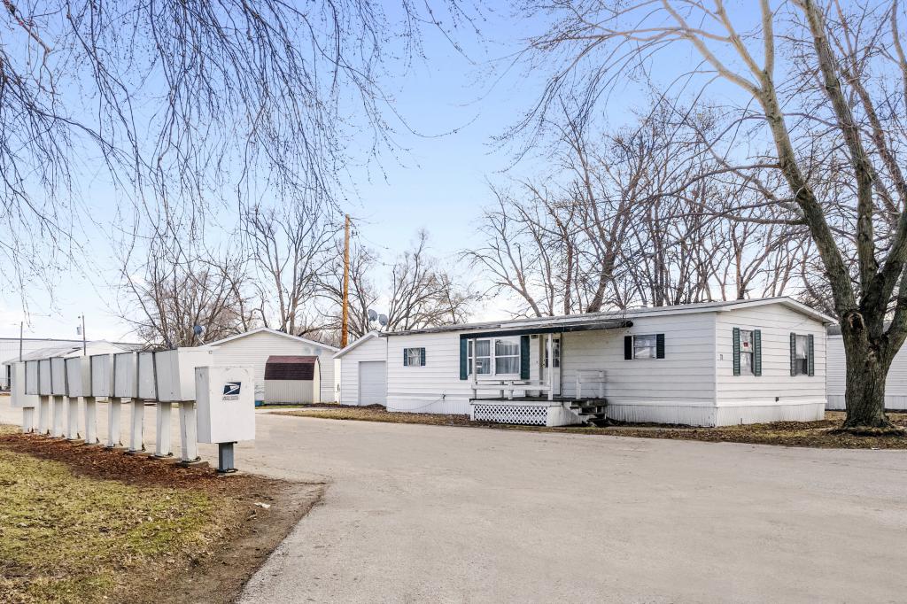Mobile Home Park in Galesburg, IL Country Elms